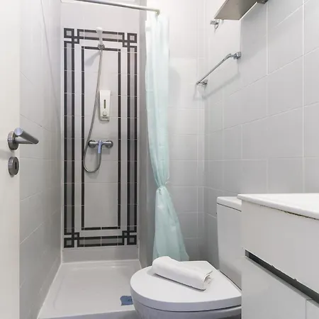 Downtown Vintage By Homing