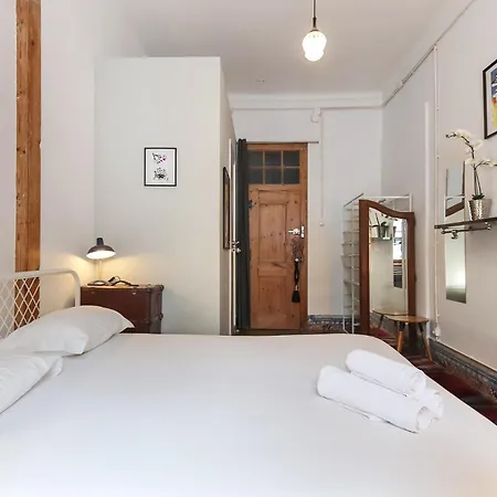 Downtown Vintage By Homing Penzion